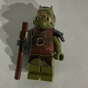 LEGO Minifigure Gamorrean Guard Olive Green Star Wars